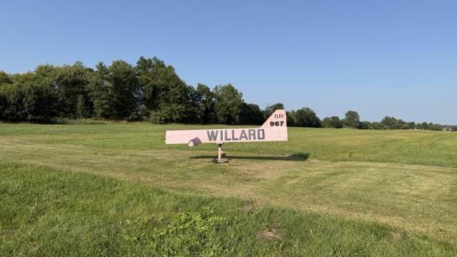 Willard Airport wind indicator sign